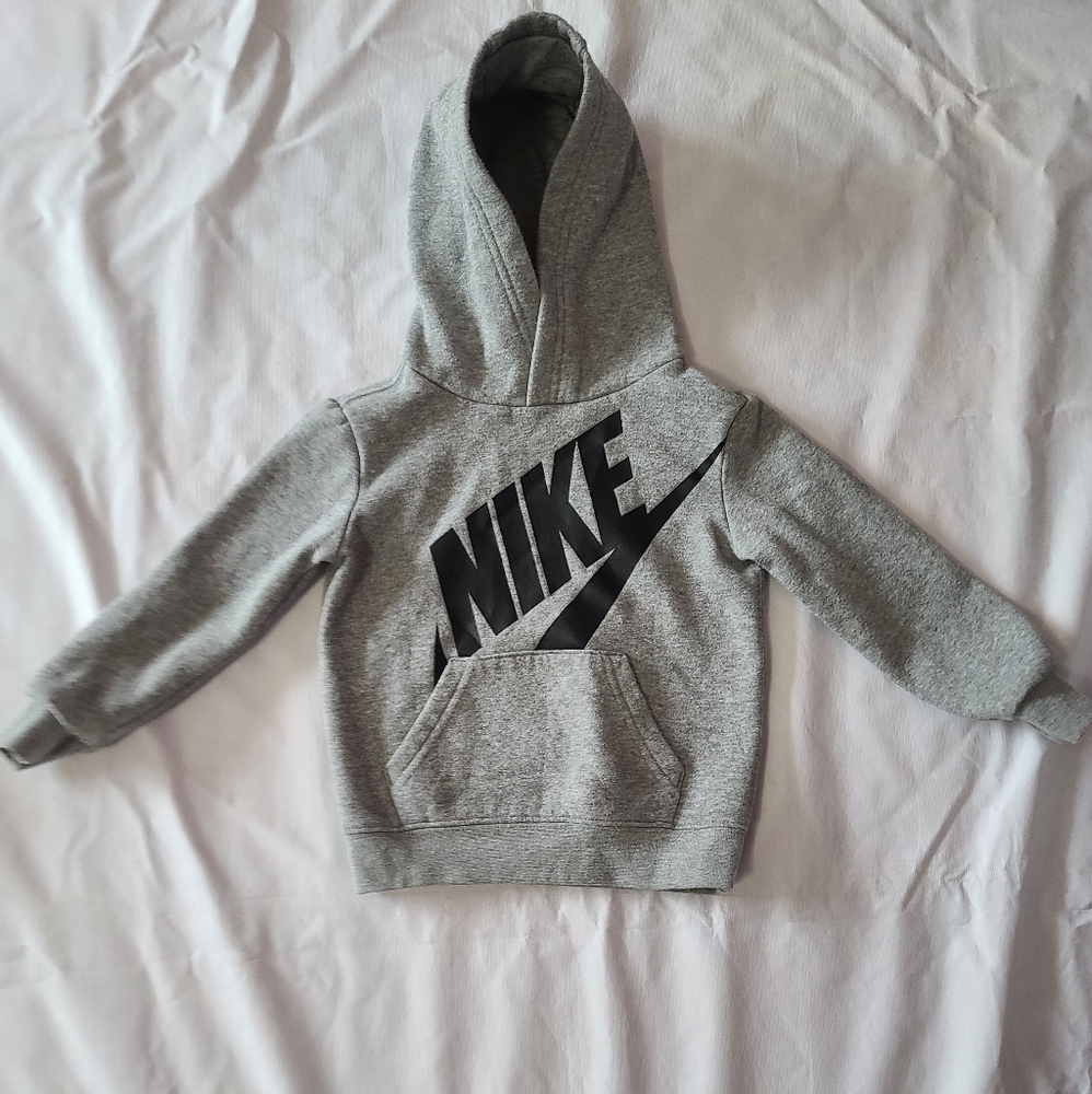 Nike Little Boys' Sportswear Club Fleece Hoodie